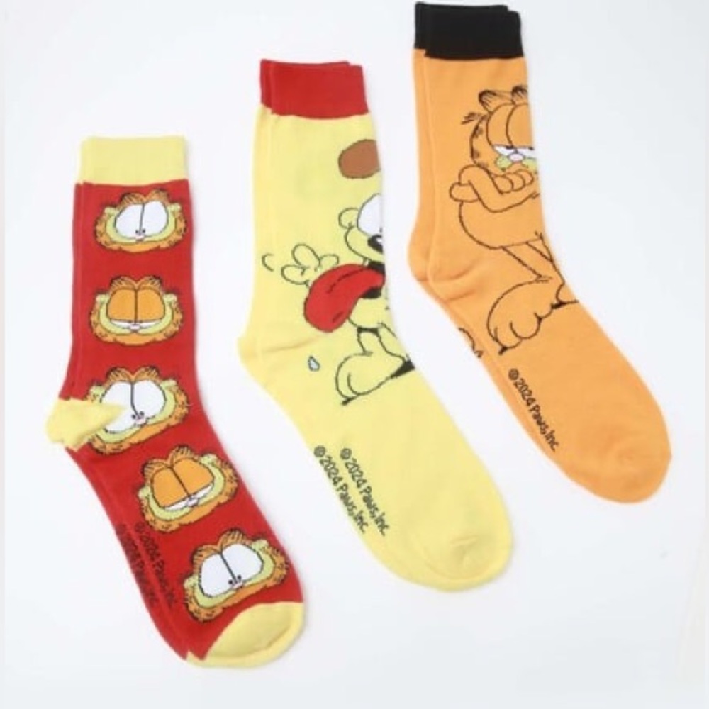Bioworld 3-Pack of Garfield Men’s Crew Socks Size 8-12